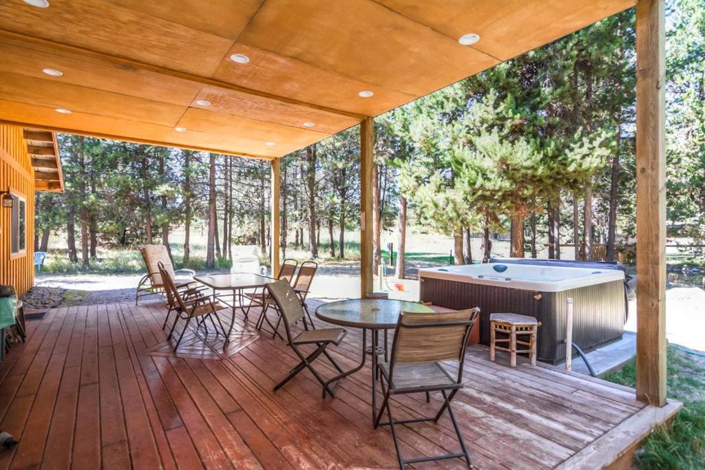 Diamondstone Guest Lodges 라 파인 외부 사진